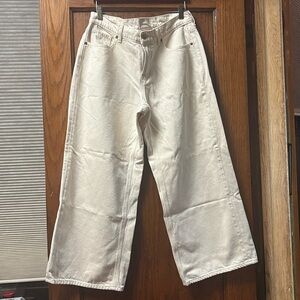 Women’s Old Navy Mid Rise Baggy Wide Leg Cream Jeans 12 Petite